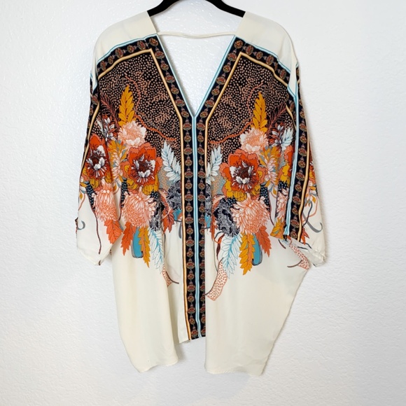 Rose + Olive Tunic Top 1X Floral Print V-Neck Blouse Dolman Sleeve Boho Flowy - Picture 1 of 16